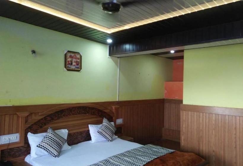 Szálloda Deepraj, Kausani