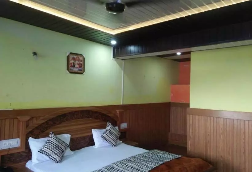 Hotelli Deepraj, Kausani