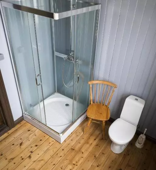 هتل Einarshúsid Guesthouse