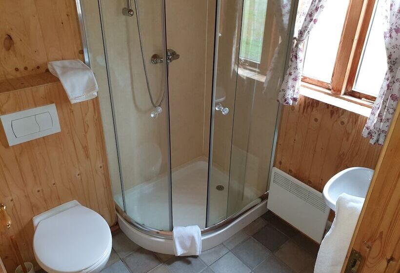 هتل Fjalladýrð Guesthouse