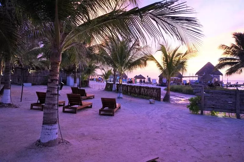 ホテル La Diosa Kali Beach Front