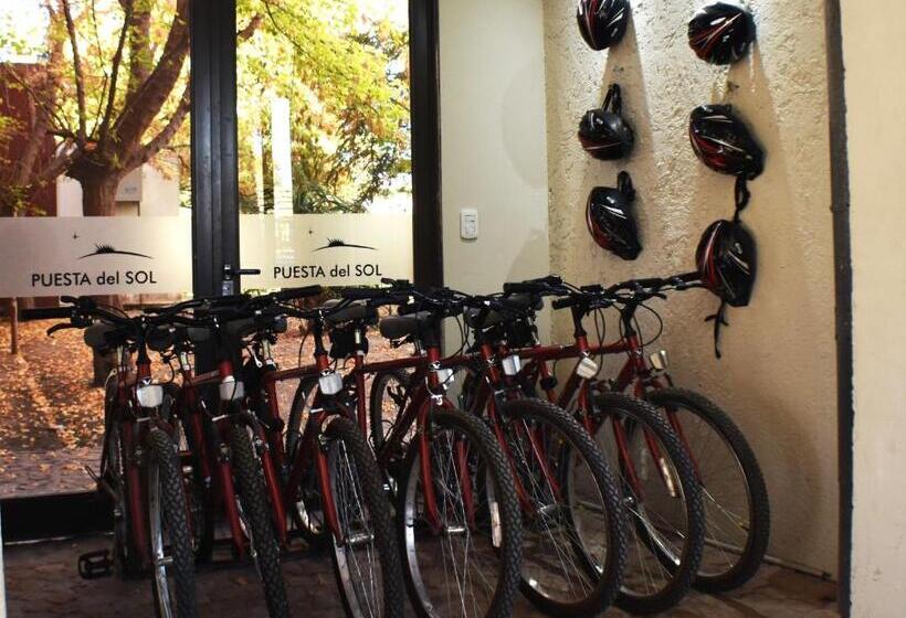 Hotel Puesta Del Sol