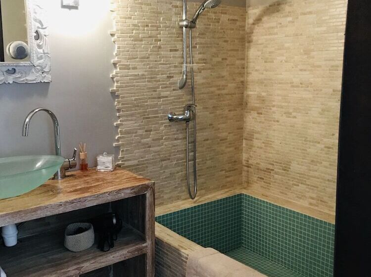 هتل Te Fiti Island Break Mahina