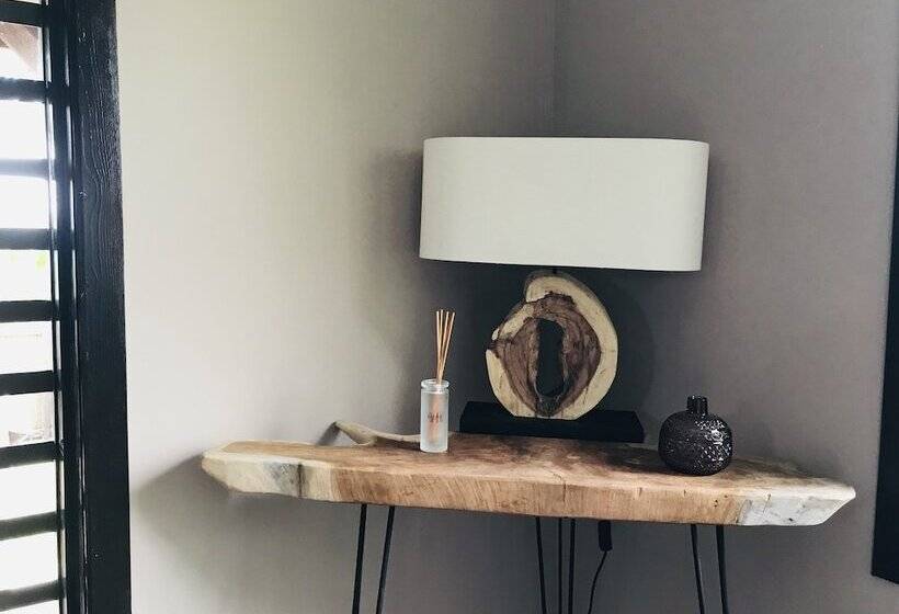 هتل Te Fiti Island Break Mahina