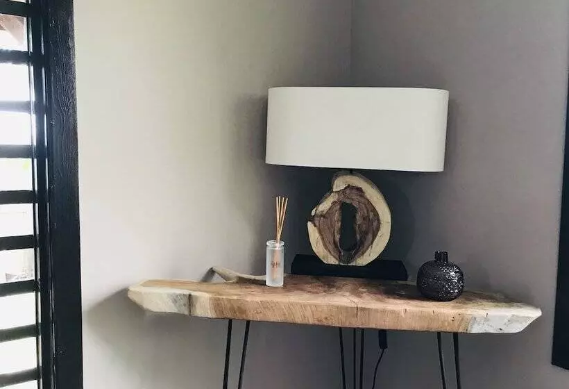 هتل Te Fiti Island Break Mahina