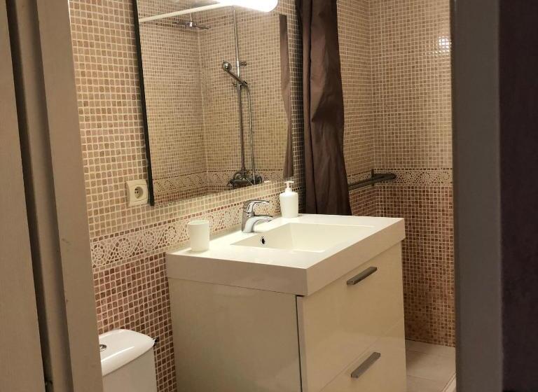 住宿加早餐  Au Bord De L Eau