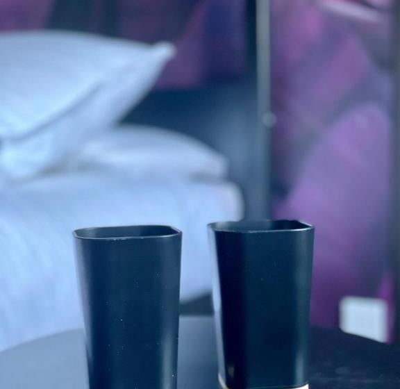 ベッドアンドブレックファースト Aux Jolies Sources