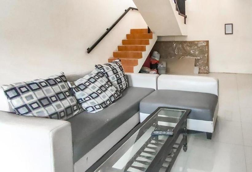 בית מלון כפרי Anugerah Guesthouse Redpartner