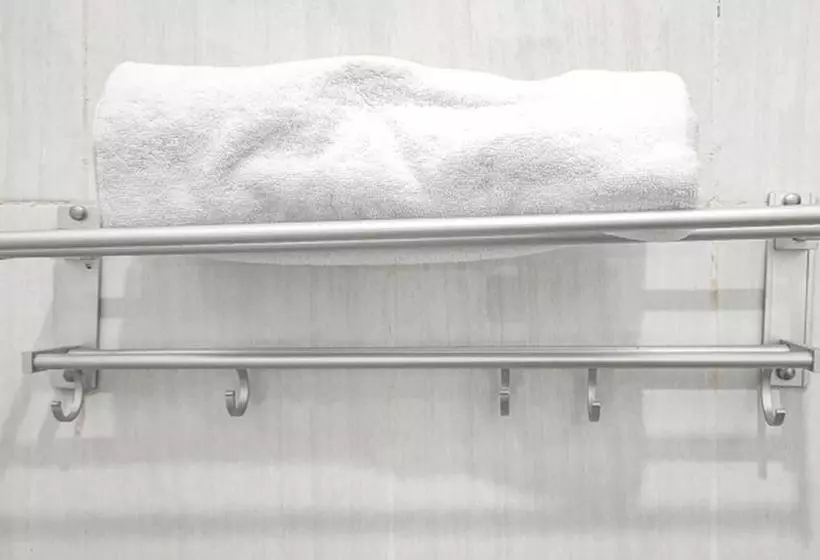 Hotelli Anugerah Guesthouse Redpartner