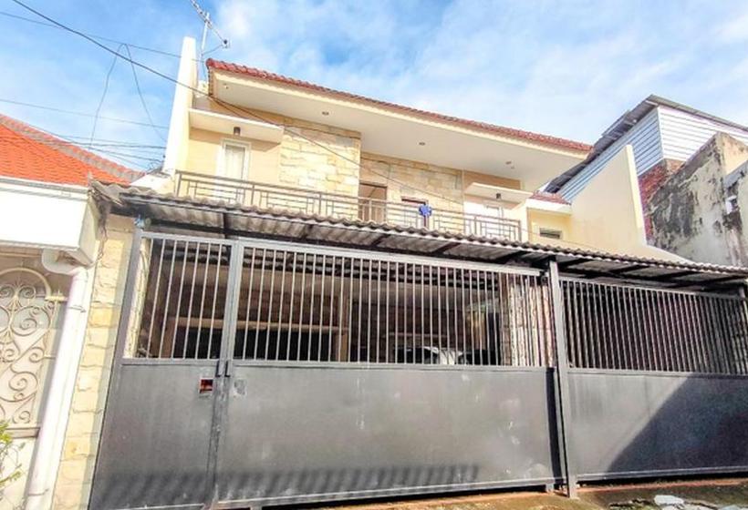 בית מלון כפרי Anugerah Guesthouse Redpartner