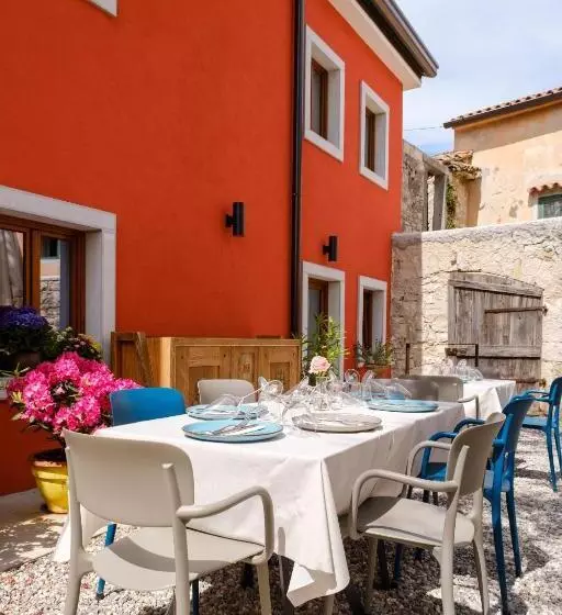 هتل Crocevia   Locanda Carsica Contemporanea