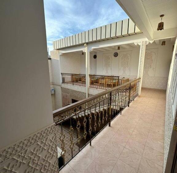 Hôtel Eshoni Pir Boutique