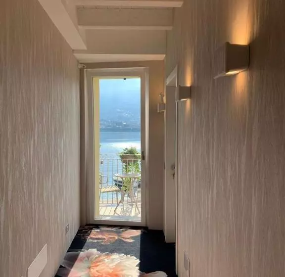 هتل Luxury Suites Rocopom   Lake Front