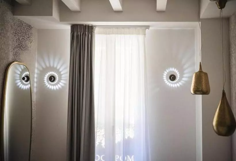 هتل Luxury Suites Rocopom   Lake Front