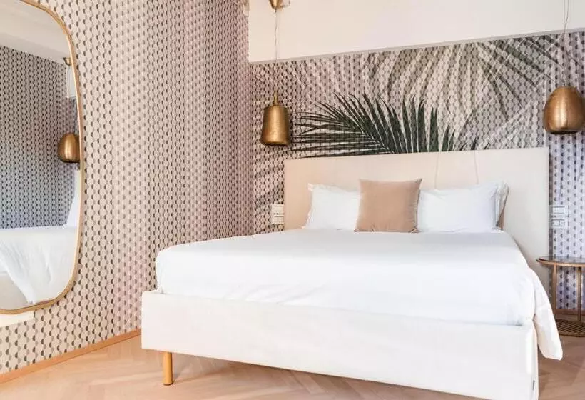 هتل Luxury Suites Rocopom   Lake Front