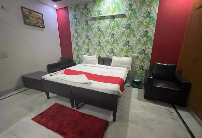 هتل Oyo 79815 Stay Inn