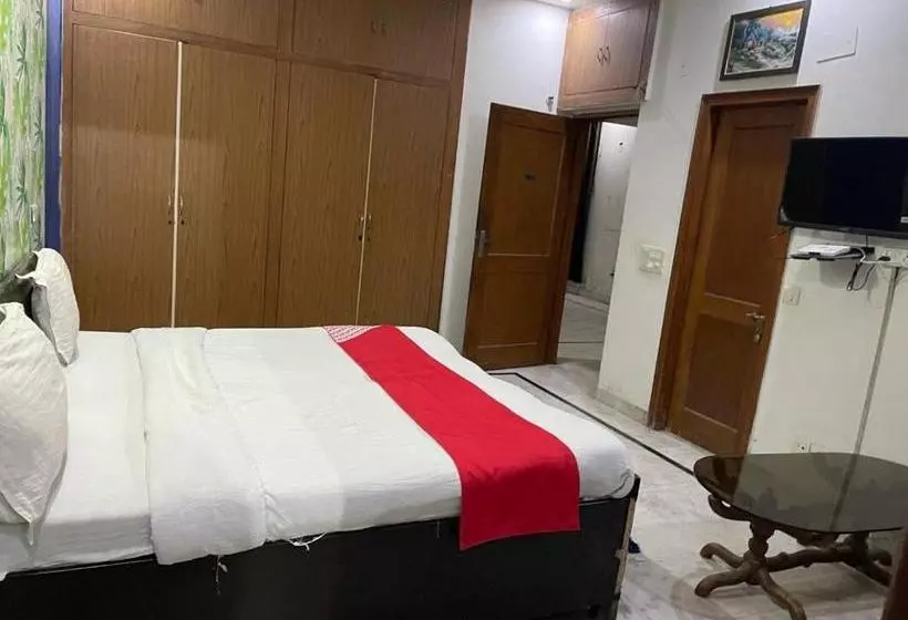 هتل Oyo 79815 Stay Inn