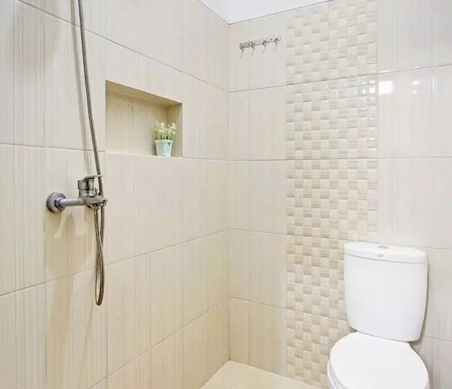 Hotelli Avisha Guest House Syariah