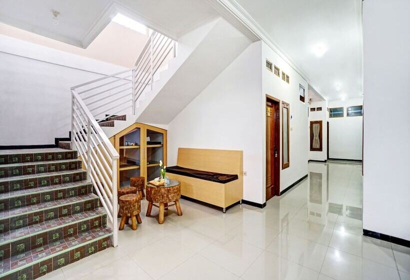 Hotel Avisha Guest House Syariah