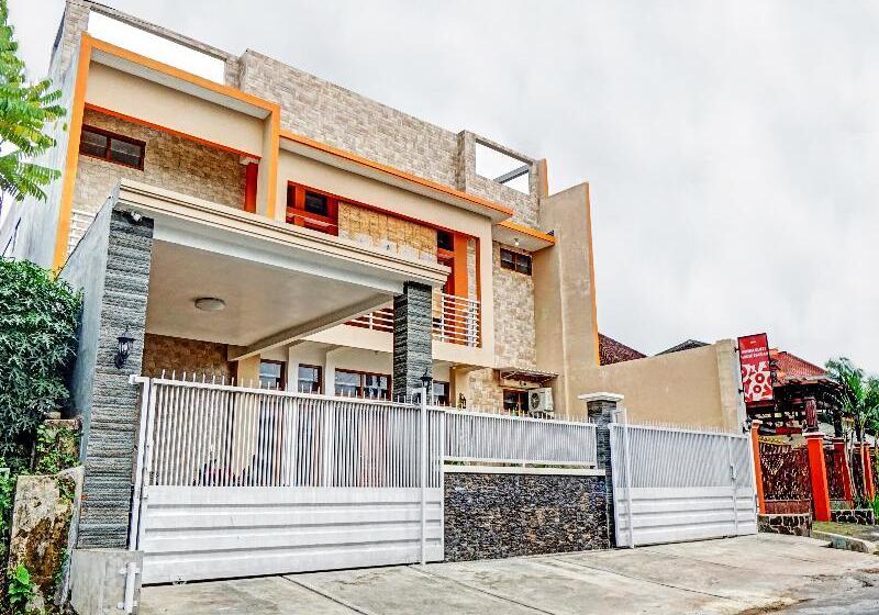 Hotel Avisha Guest House Syariah