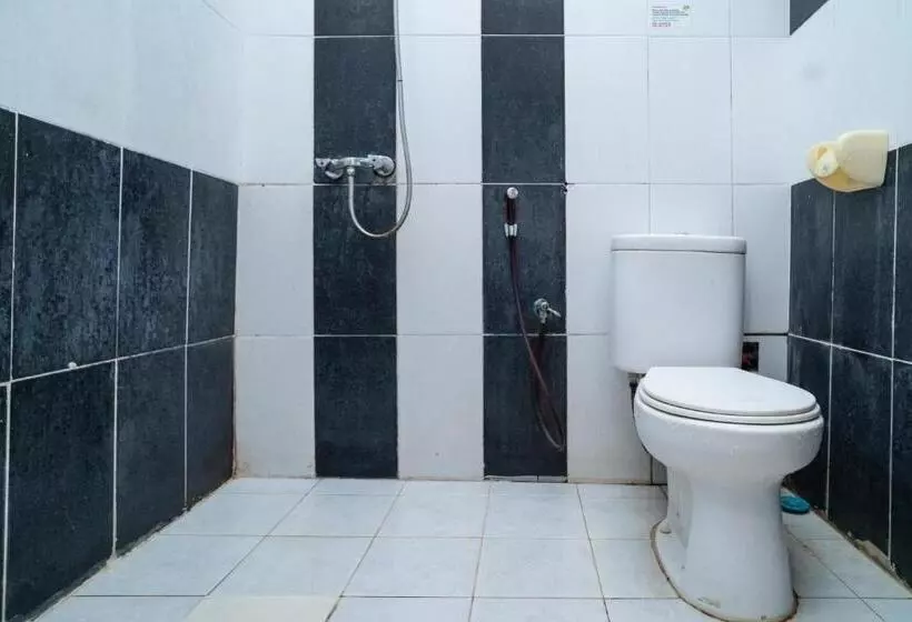 Hotelli Reddoorz Near Uniska Banjarmasin