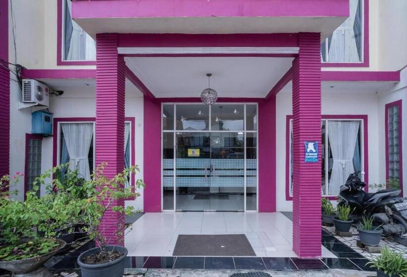 בית מלון כפרי Reddoorz Near Uniska Banjarmasin