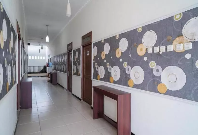 Hotelli Reddoorz Near Uniska Banjarmasin