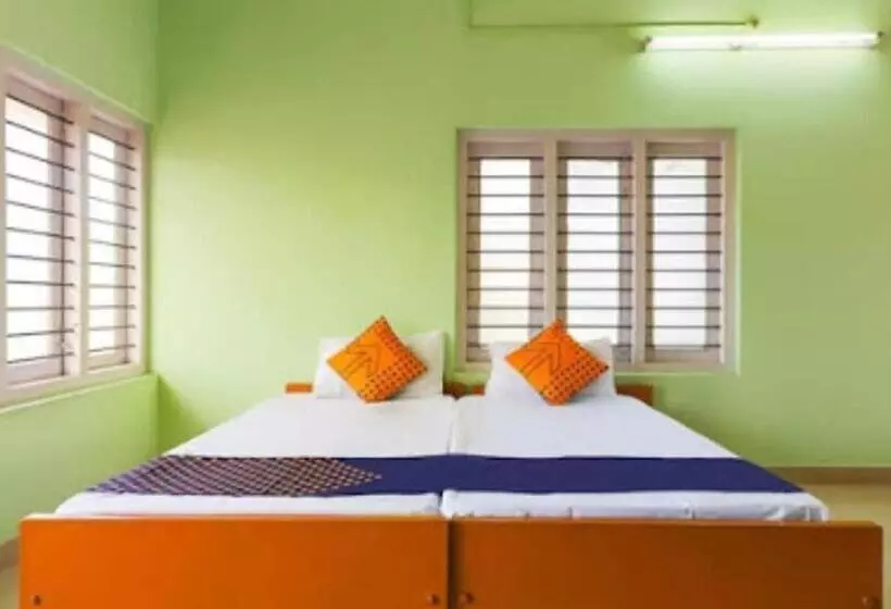 Motelli Zaina Tourist Home