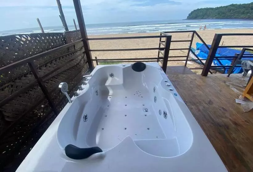Lomakeskus Agonda Serenity Beach Villa