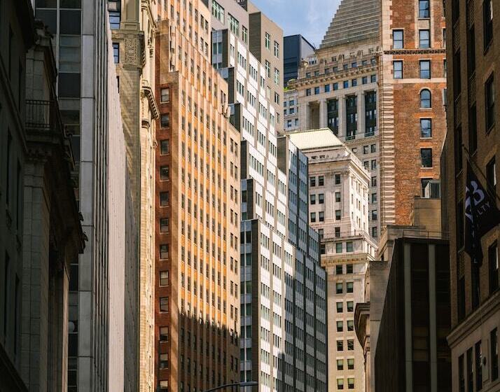 Sonder City Hall Park