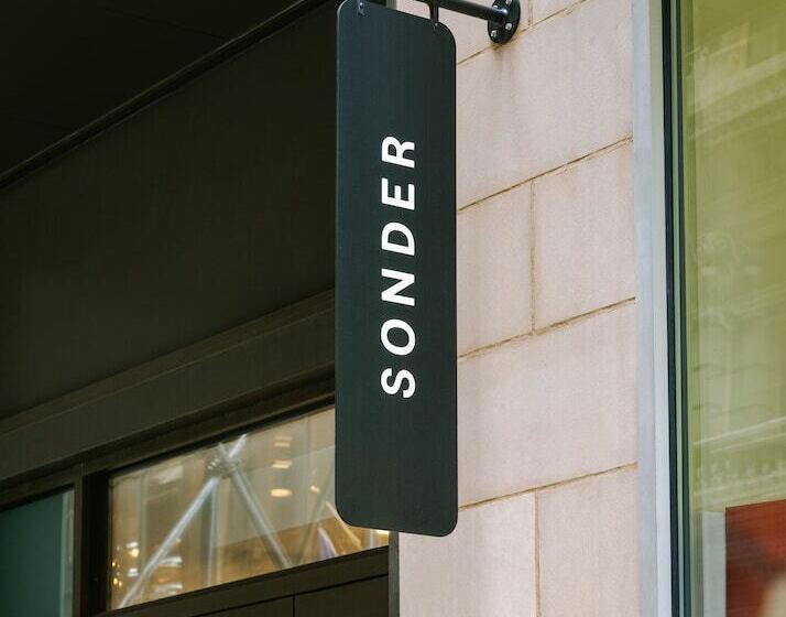 Sonder City Hall Park