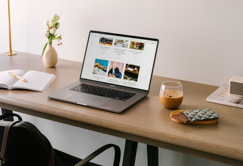 Sonder City Hall Park