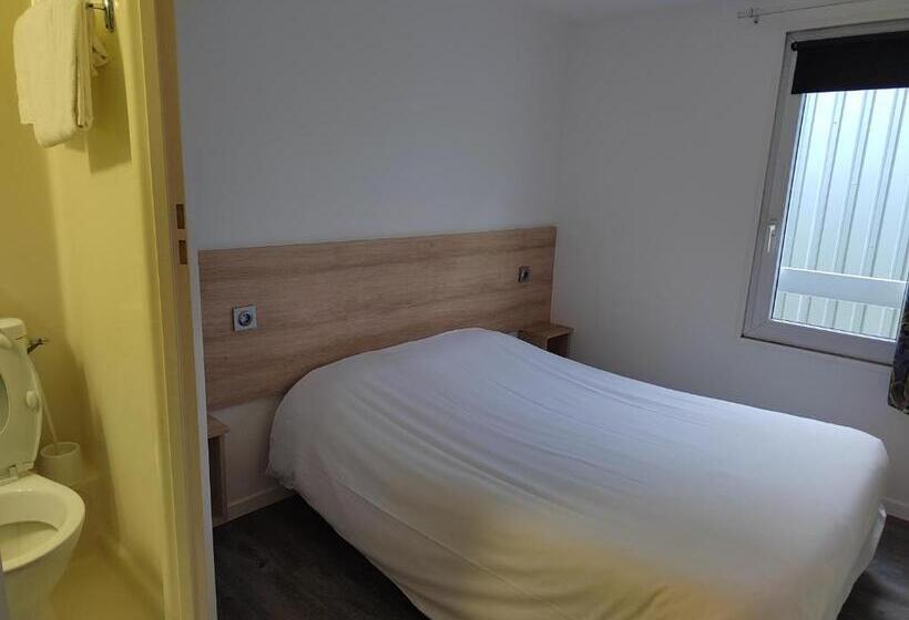 Fasthotel Paris Ouest Bouafle