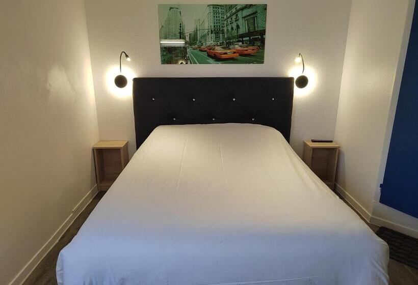 Fasthotel Paris Ouest Bouafle