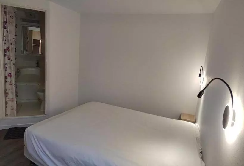 Fasthotel Paris Ouest Bouafle