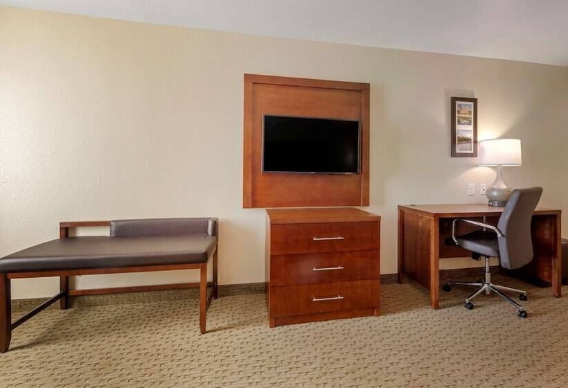 فندق Comfort Inn & Suites Euless Dfw West