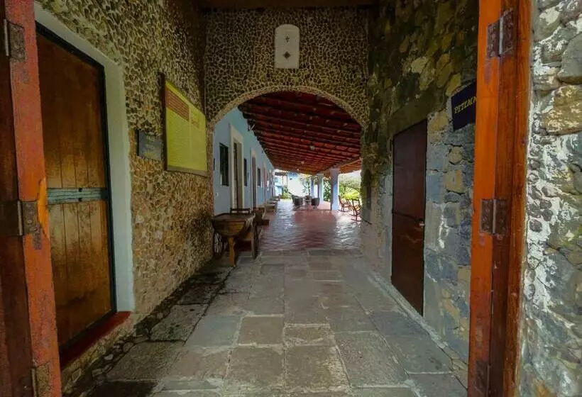 ホテル Hacienda San Bartolo