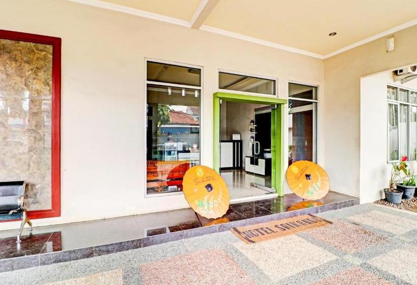 בית מלון כפרי Oyo 90347  Srikandi Syariah