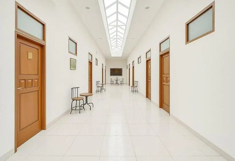 ホテル Srikandi Syariah Mitra Reddoorz