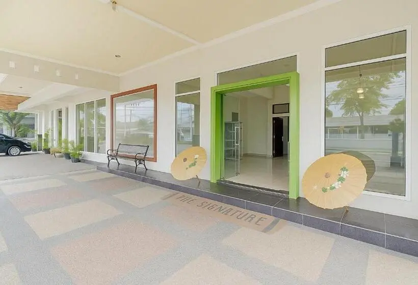 ホテル Srikandi Syariah Mitra Reddoorz