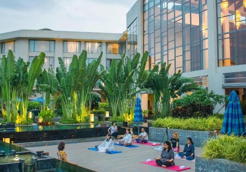 בית מלון כפרי The Westin Goa, Anjuna