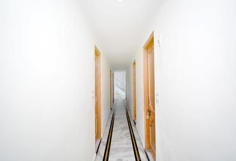 ホテル Vivek Palace