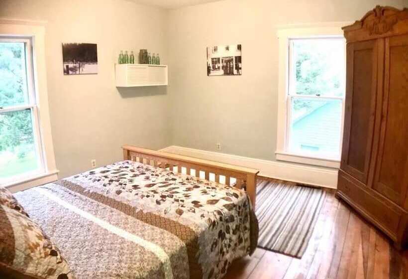 Laurel River Club Bed & Breakfast Or Lrcbnb