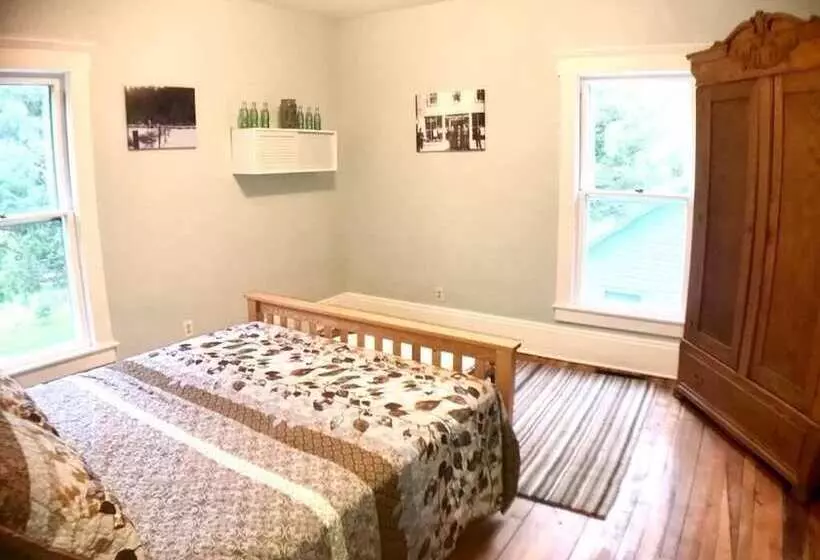 Laurel River Club Bed & Breakfast Or Lrcbnb