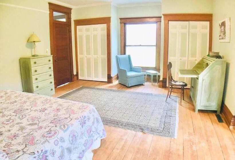 Laurel River Club Bed & Breakfast Or Lrcbnb