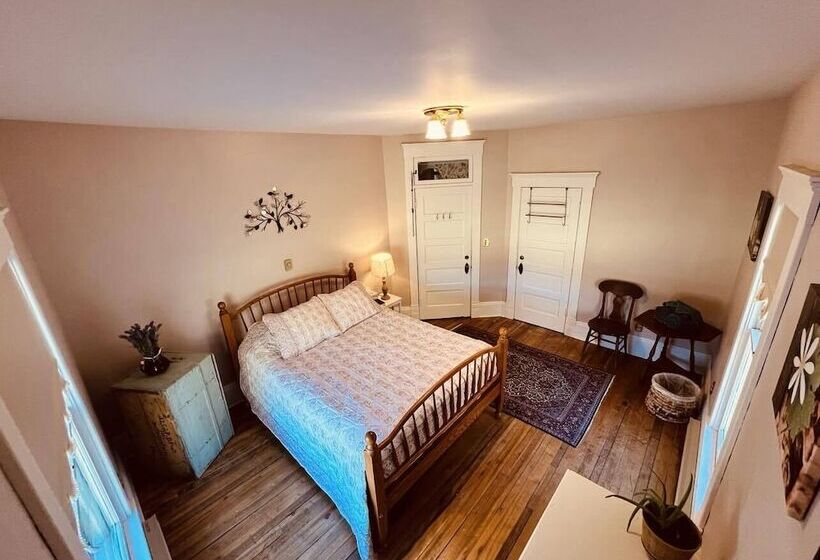 Laurel River Club Bed & Breakfast Or Lrcbnb