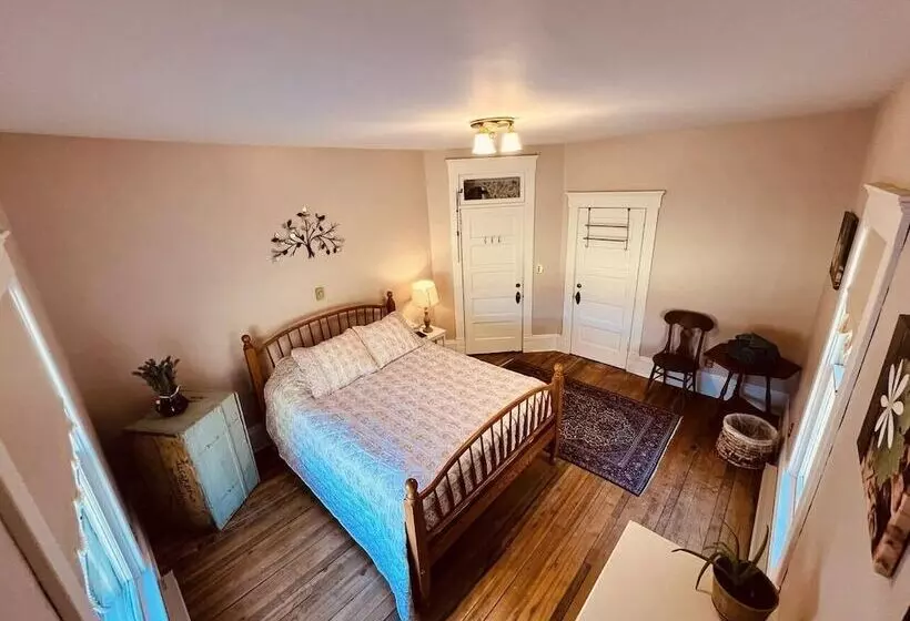 Laurel River Club Bed & Breakfast Or Lrcbnb