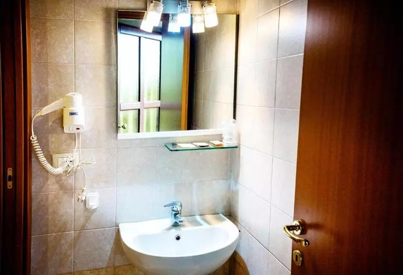 Majatalo Affittacamere Famiglia Do