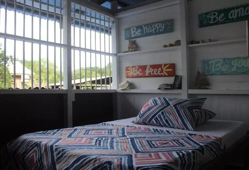 ペンション Refugio Mr Jerry Eco Hostal