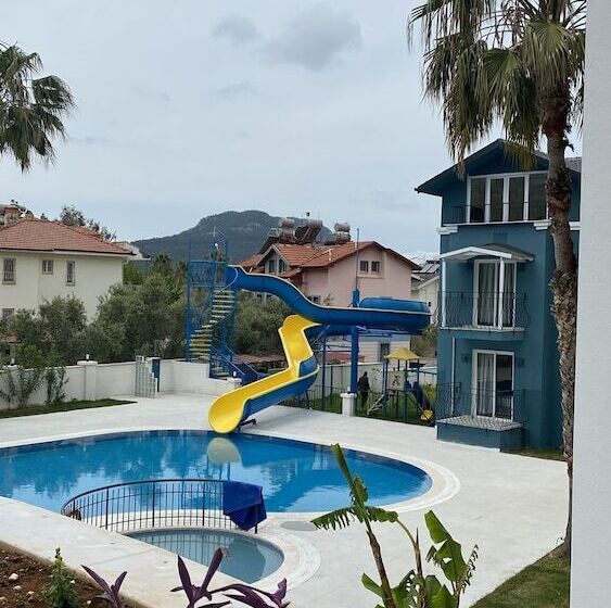 Blue Pearl Hotel& Villas